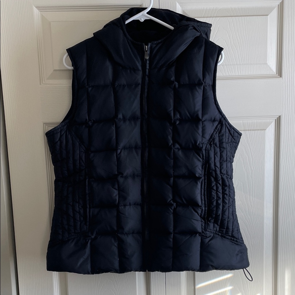 Old Navy Women's Dark Quilted Vest